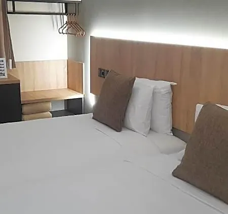 Guest Bed and Breakfast